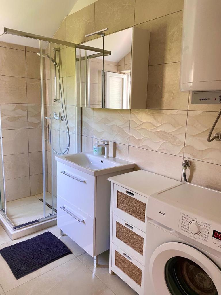 Apartment Prilaz Obali Dramalj Esterno foto